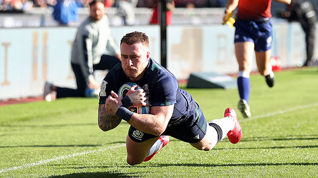 Stuart Hogg scores a try for Scotland against Italy in 2020 Six Nations