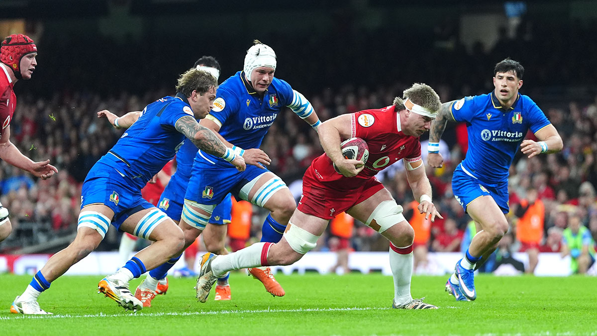 Aaron Wainwright scores a try for Wales v Italy during 2026 Six Nations