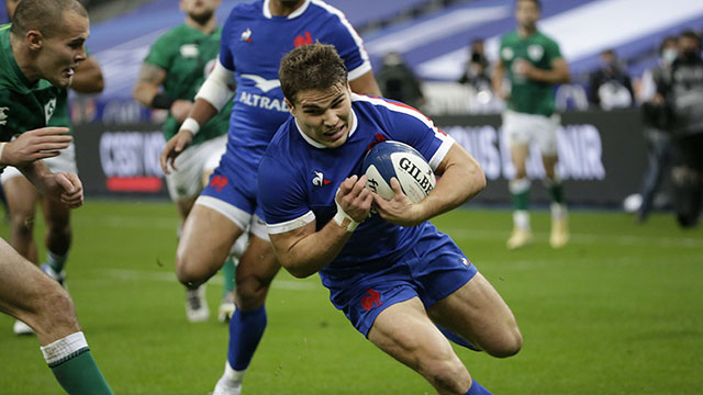 Antoine Dupont scores a try for France v Ireland in 2020 Six Nations