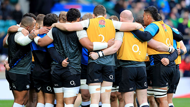 England players in a huddle before Italy match in 2019 Six Nations