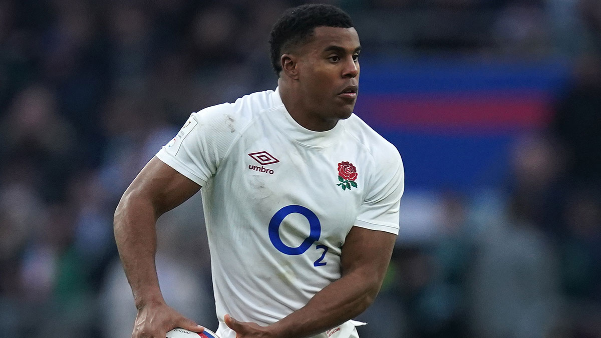 Immanuel Feyi Waboso in action for England v Ireland during 2024 Six Nations