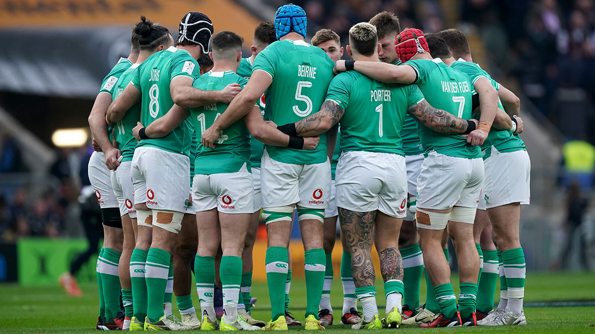 Ireland players in huddle before match against England in 2024 Six Nations
