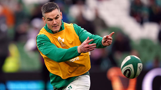Johnny Sexton warms up before Ireland v Italy match in 2022 Six Nations