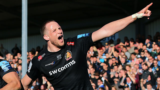 Jonny Hill in action for Exeter Chiefs v Bath