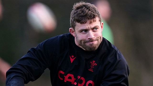 Leigh Halfpenny in training with Wales