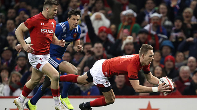 Liam Williams scores for Wales against France in Six Nations