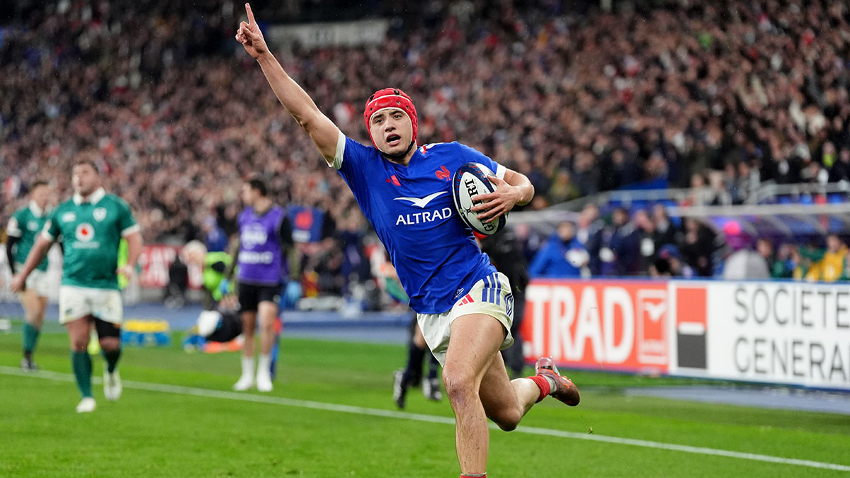 Louis Bielle Biarrey scores the first try in the France v Ireland match during 2026 Six Nations