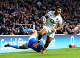 Manu Tuilagi scores England's fifth try against Italy in 2019 Six Nations