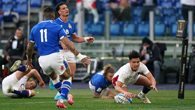 Marcus Smith scores a try for England against Italy during 2022 Six Nations