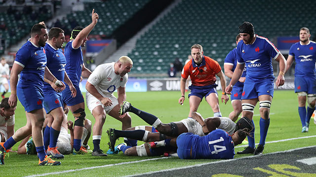 Maro Itoje scores a try for England v France in 2021 Six Nations