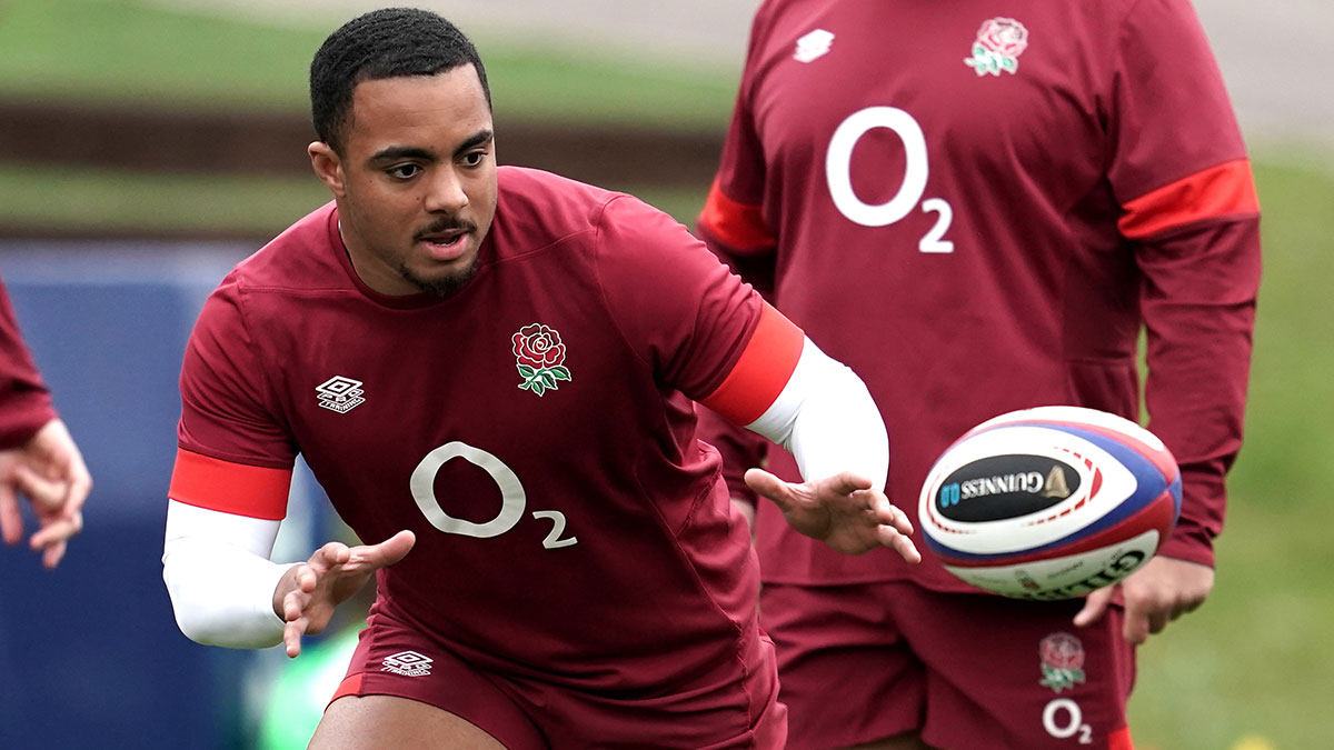 Max Ojomoh at England training session during 2025 Six Nations