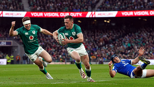 Michael Lowry runs in to score a try for Ireland v Italy in 2022 Six Nations