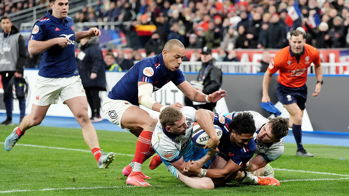 Yoram Moefana scores a try for France v Scotland during 2025 Six Nations